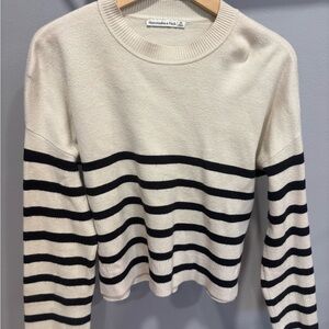 Abercrombie & Fitch Cream Black Striped Cropped Sweater XS